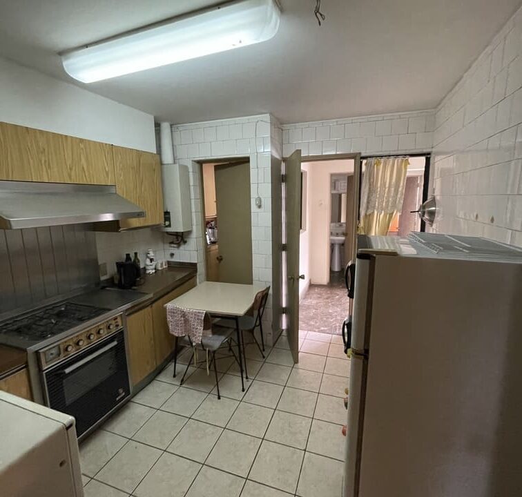 21E9BED8-59FC-4AB4-85CE-6E90E9E48BEF